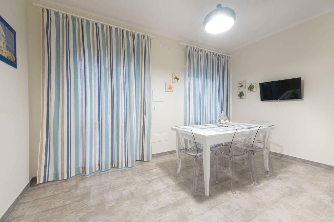 Casa Vacanze Anfitrite Lido Conchiglia Bagian luar foto