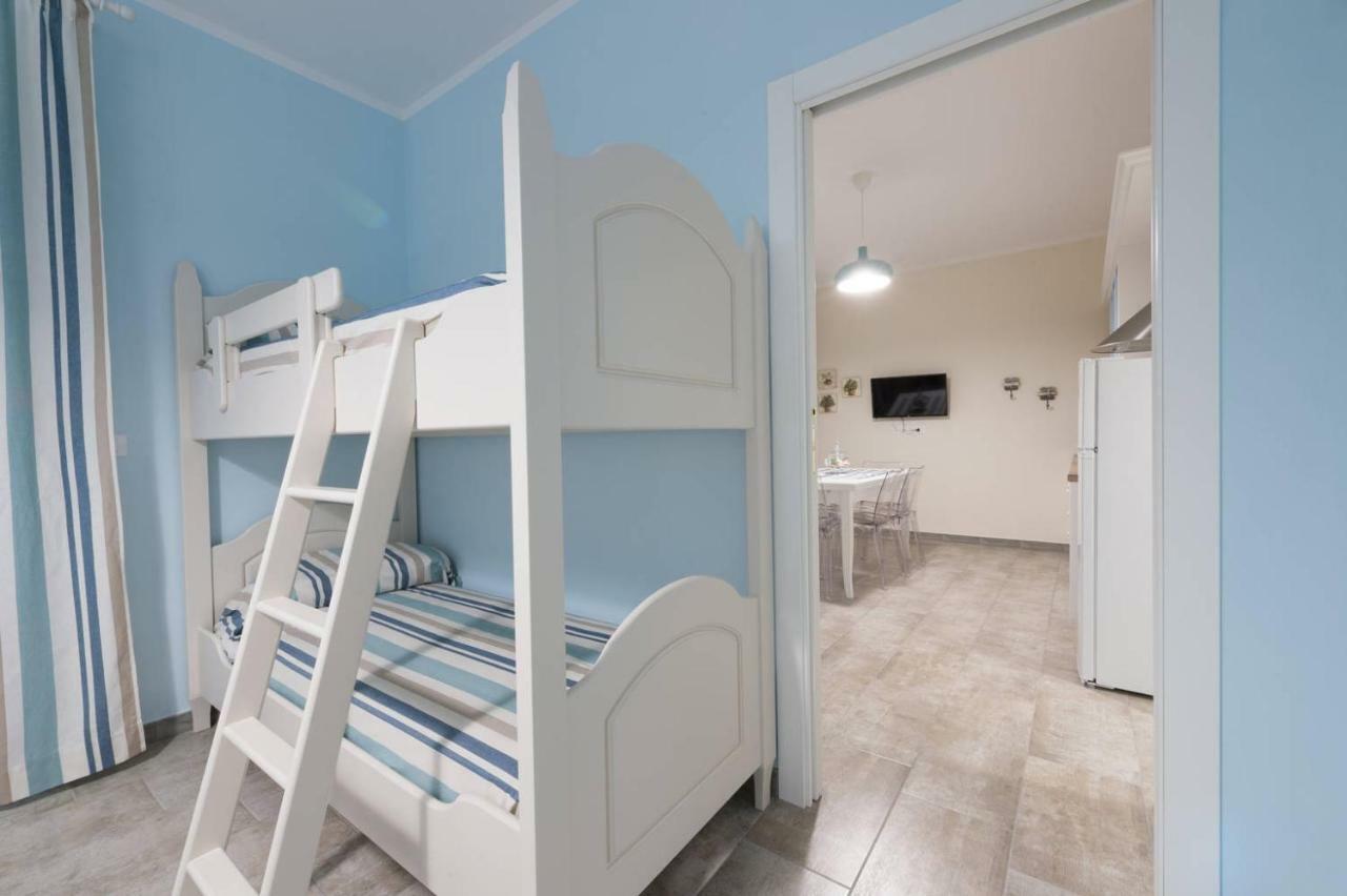Casa Vacanze Anfitrite Lido Conchiglia Bagian luar foto